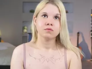 ElgaDanson's Live Sex Cam Show