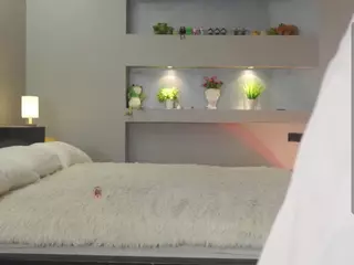 ElgaDanson's Live Sex Cam Show