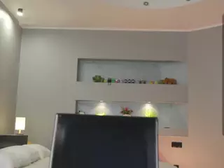 ElgaDanson's Live Sex Cam Show