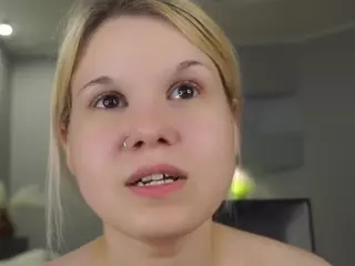 ElgaDanson's Live Sex Cam Show