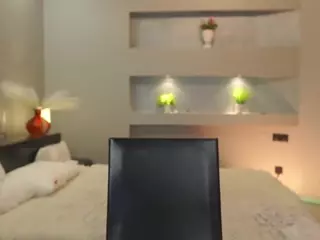 ElgaDanson's Live Sex Cam Show