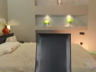 ElgaDanson's Live Sex Cam Show