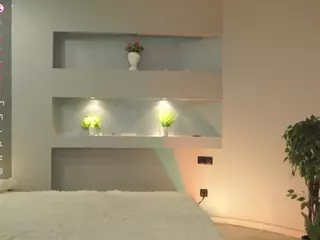 ElgaDanson's Live Sex Cam Show