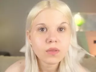 ElgaDanson's Live Sex Cam Show