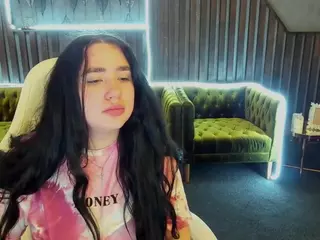 HoneyPeachPeach's Live Sex Cam Show