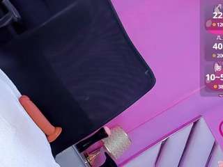 jazlyn-doll Live Webcam on CamSoda