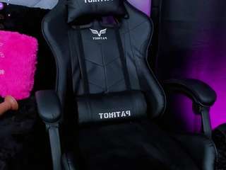 jazlyn-doll's CamSoda show and profile