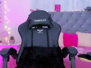 jazlyn-doll webcam