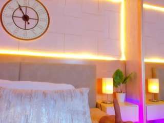 melodyy-rose Live Webcam on CamSoda