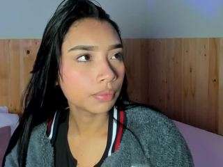 misspocahontass webcam