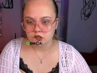 queen-tasty Live Webcam on CamSoda