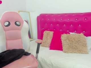 sexxy-girl86 Live Webcam on CamSoda