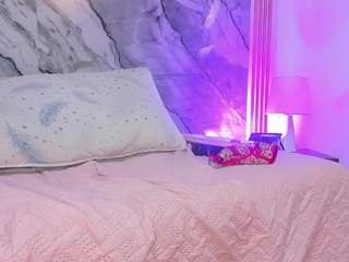 vela-kimm Live Webcam on CamSoda