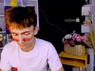 ben-biin's Live Sex Cam Show