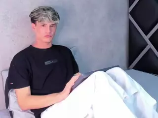 carlian-Davies's Live Sex Cam Show