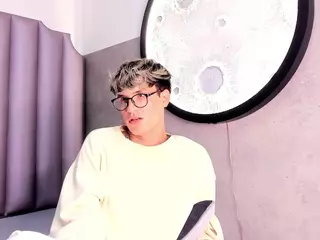 carlian-Davies's Live Sex Cam Show