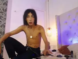 Crystal-xiara's Live Sex Cam Show