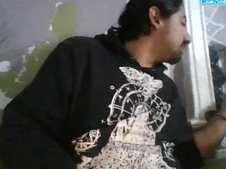 elmonstro690 Live Webcam on {site_name}