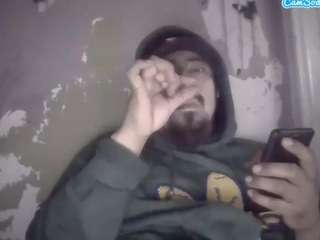 elmonstro690's CamSoda show and profile