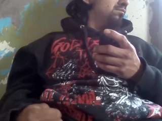 elmonstro690 webcam model