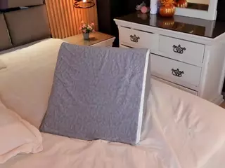EmilyRoberts9's Live Sex Cam Show