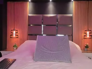EmilyRoberts9's Live Sex Cam Show