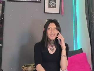 harleyy-xx Live Webcam on CamSoda