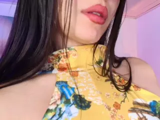 Julianaa-Castro's Live Sex Cam Show
