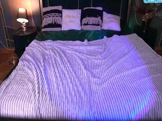 lunalicks from CamSoda is Freechat