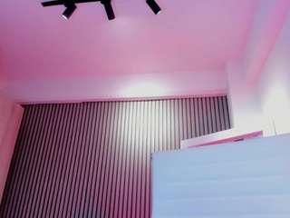 misssnaomi webcam model
