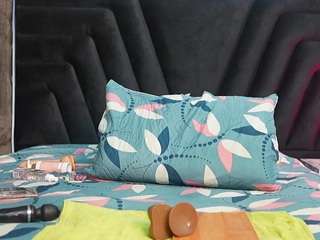 thinsamathagirl live webcam show