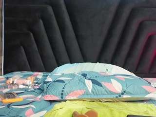 thinsamathagirl live webcam show