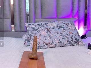 thinsamathagirl live webcam show