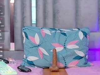 thinsamathagirl live webcam show