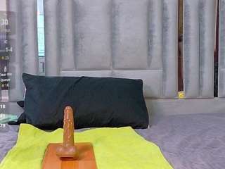 thinsamathagirl live webcam show