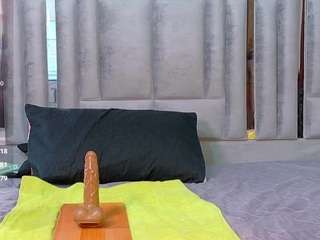 thinsamathagirl live webcam show