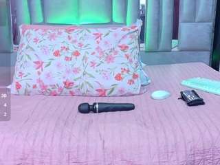 thinsamathagirl live cam preview