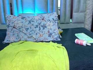thinsamathagirl live cam preview