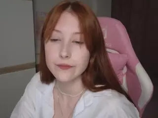 Alicexcute's Live Sex Cam Show