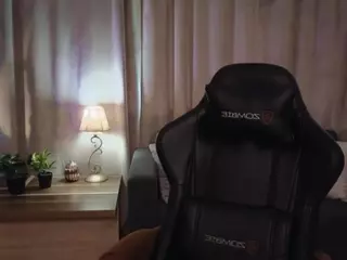 Alicexcute's Live Sex Cam Show