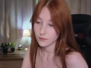 Alicexcute's Live Sex Cam Show