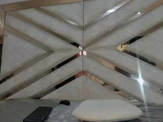 ashleyvanesars webcam model