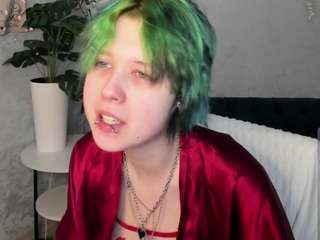 carolinerichter's CamSoda show and profile