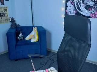 This model is live right now. carolinerichter