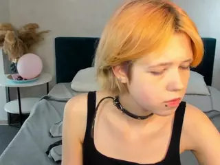 CarolineRichter's Live Sex Cam Show