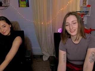 le modèle eva-smiiith est en webcam porno dans un show sur le site camsoda, il possède les tags suivants: amateur,no drinking,young adult,upskirt,twerk,teen 18,tease,strip,squirter,spank,smoking,shaved pussy,pussy,public,no smoking,nature,ass,natural,lush,lingerie