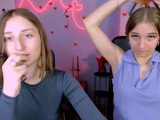 eva-smiiith's CamSoda show and profile