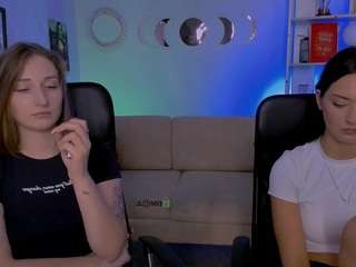 eva-smiiith live webcam show