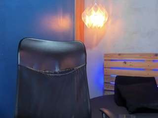nikii-doll Live Webcam on CamSoda
