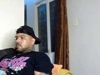 ric0sinz's CamSoda show and profile
